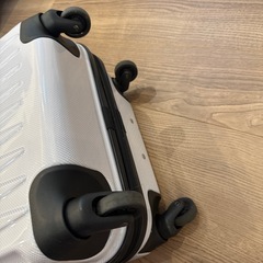 キャリーケースの画像