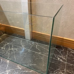 中古　60cmフレームレス　水槽  魚　爬虫類　などにの画像