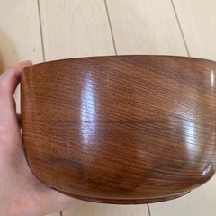 木製の入れ物の画像