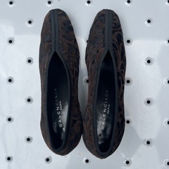 BALENCIAGA ダークブラウン シューズ本革未使用品新品23.5cm超お買得
の画像