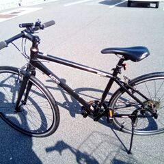 NESTO  VACANZE 黒　アルミフレーム　変速　クロスバイクの画像