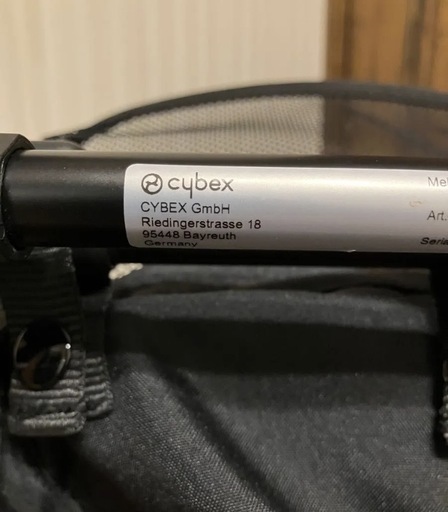 Cybex MELIO CARBON ブラック ベビーカー