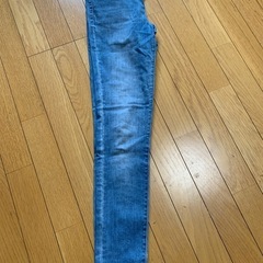 ユニクロ HEATTECH ジーンズ 24サイズ 2本セットの画像