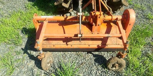 ハンマーナイフモア。トラクター用。Kubota。中古。