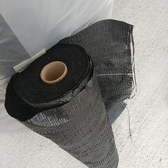 防草シート 数十メートル？の画像