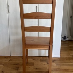 イス4つセットの画像