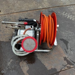 小型高圧電動噴霧機 ホース 20mホースリール付き動作確認済み埼玉県の画像