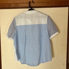 新品　ブラウスの画像