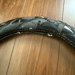 ボロボロのトラック用ハンドルカバーの画像