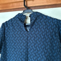 新品のブラウスの画像
