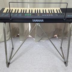 [中古品] (動作確認済) YAMAHA PSR-6 電子キーボードの画像
