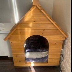 ログハウス風犬小屋の画像