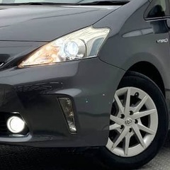 自社ローンは選べる車種が少ない！乗りたい車が対象外！そんな経験があるあなたへ！【オトロン大垣店】にお任せください！/トヨタ プリウス　アルファ 　Ｓの画像