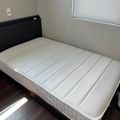 ０円‼️お引き取り限定、セミダブル　ニトリマットレス