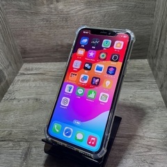 【iPhone 11 Pro 64GB 黒】  SIMロック解除済／ガラスフィルム＆ケース付きの画像