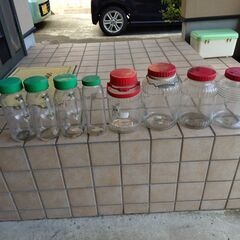 漬物保存容器　ガラス瓶　８個　使用済み中古品　さしあげます。の画像