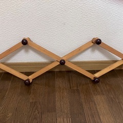 伸縮自在💕木製の壁掛けフック ウォールハンガー　衣類掛けフックの画像