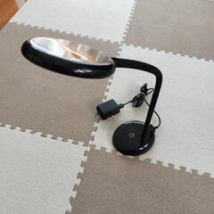 ニトリ　LEDデスクライトの画像