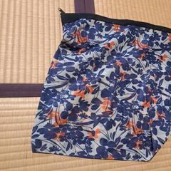 花柄薄目のポーチ？の画像