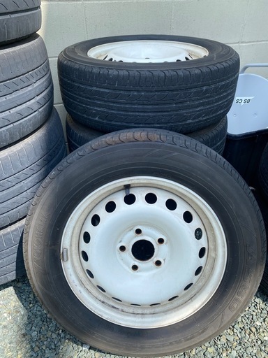 カングー　　タイヤセット