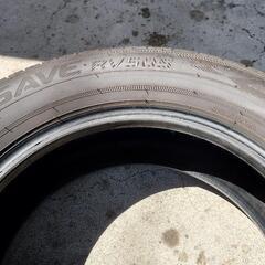 【お値下げ】タイヤ　215/60 R16　ヴェゼル取り外しの画像