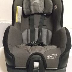 シートベルト式　チャイルドシートの画像