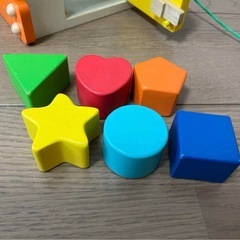 あそびのおうち エドインター 【型はめおもちゃ】【形あわせ】【はめこみ】【ドールハウス】の画像