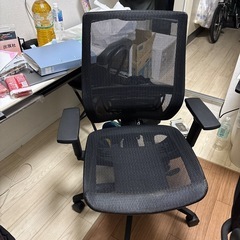 オフィスチェア　通気性抜群