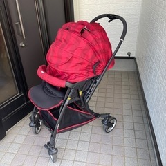 ベビーカー　Runfee RA7（ランフィ RA7）　ダリアレッドの画像