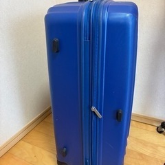 スーツケースの画像