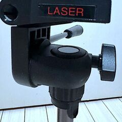 カメラ 三脚（軽量・伸縮式・カメラ・ビデオ用）撮影の画像