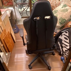 ゲーミングチェアの画像