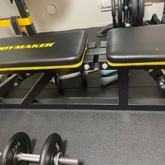 【引き取り限定、値下げ可】Bodymakerハーフラック、ベンチの画像