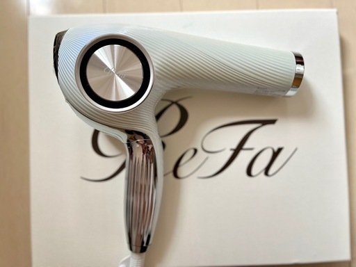 値下げ！ 髪を美しくするReFa DRYER PRO ドライヤー