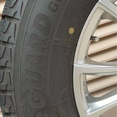 スタッドレスタイヤ　ホイール付き4本セットの画像