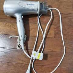 ドライヤーの画像