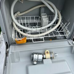 【中古】Panasonic(パナソニック) 電気食器洗い乾燥機 NP-TCR4-W 2017年製の画像