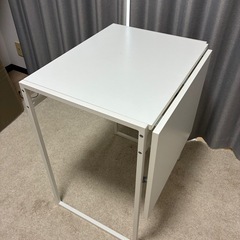 IKEA MUDDUS 拡張テーブル の画像