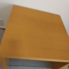 サイドテーブルの画像