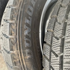 DUNLOP 185/60R15 スタッドレスの画像