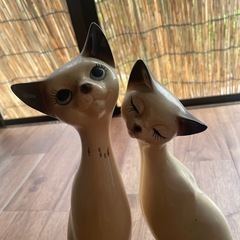 猫の置物の画像