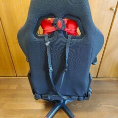 DXRacer ゲーミングチェアの画像