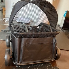 ペットカート　新品組み立て品　小型、中型犬用の画像