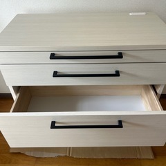 【受け渡し予定者あり】幅85cm　ロータイプ　キッチンカウンター　食器棚の画像