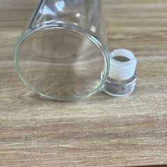 ガラスボトルの画像
