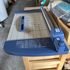 ペーパーカッター　　KOKUYOの画像