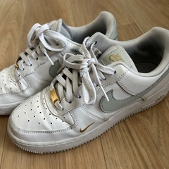 NIKE エアフォース1の画像