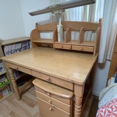 子供用の学習机 譲ります