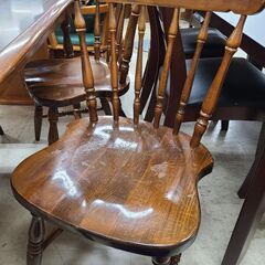 J1038【リユースのサカイ柏店】飛騨産業　ダイニングテーブルセット　椅子4脚付　クリーニング済の画像