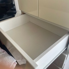 衣類収納箪笥の画像